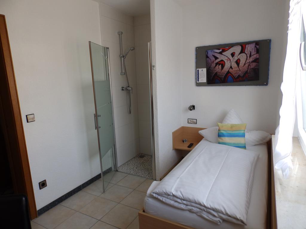 H41 Inn Hotel Garni Freiburg (Adults Only) Gundelfingen  Buitenkant foto