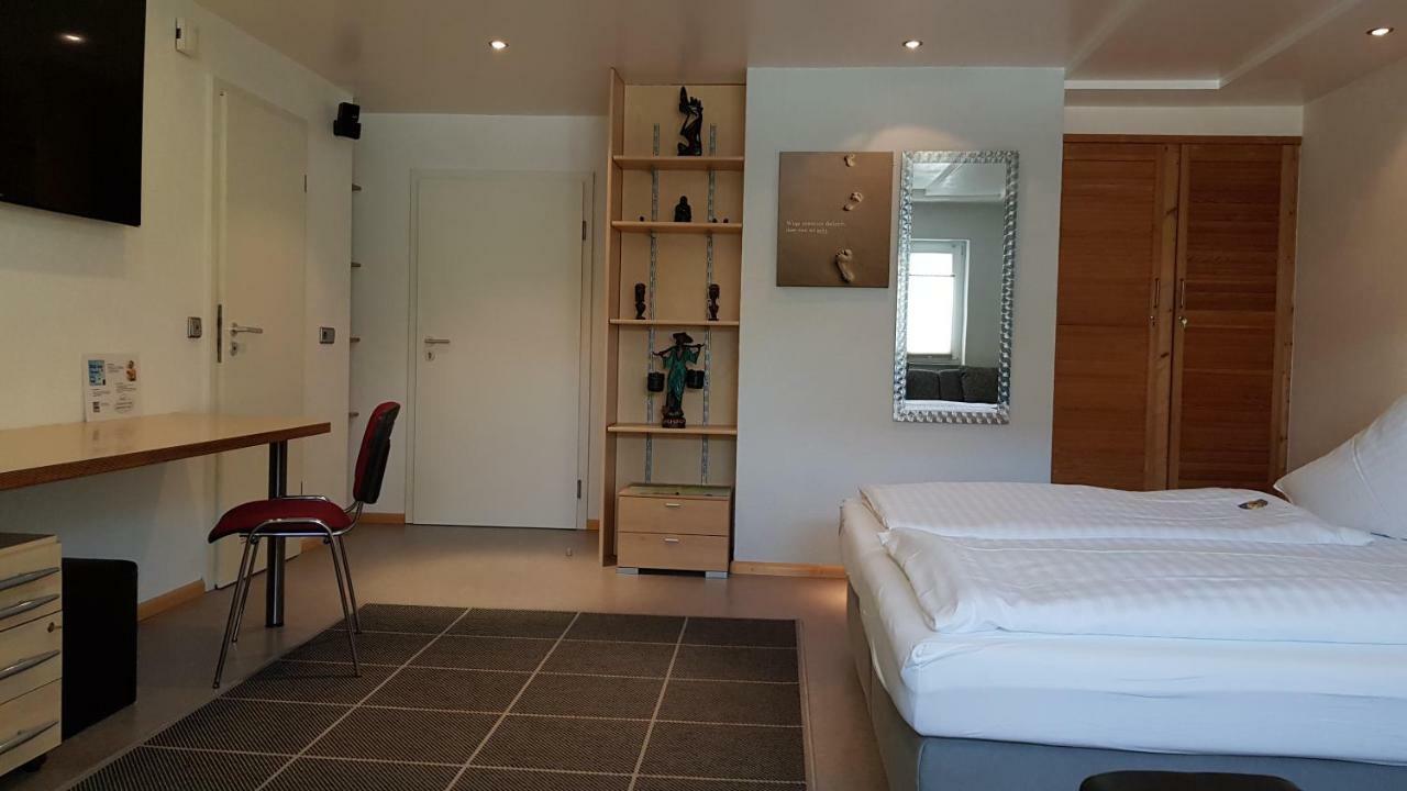 H41 Inn Hotel Garni Freiburg (Adults Only) Gundelfingen  Buitenkant foto