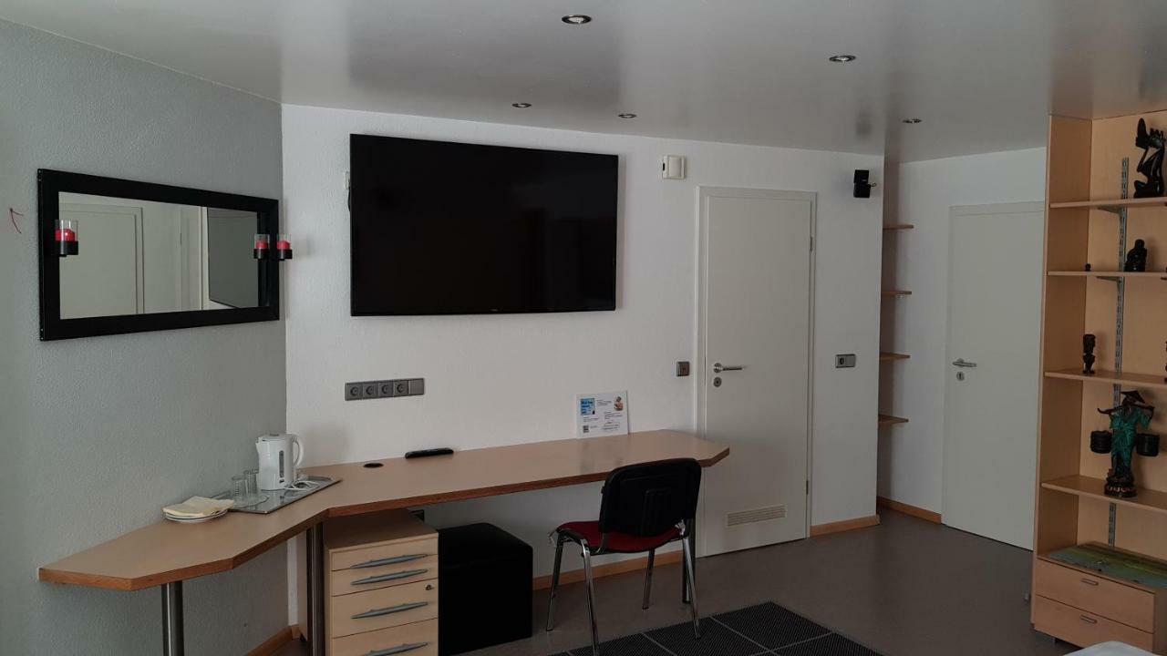 H41 Inn Hotel Garni Freiburg (Adults Only) Gundelfingen  Buitenkant foto